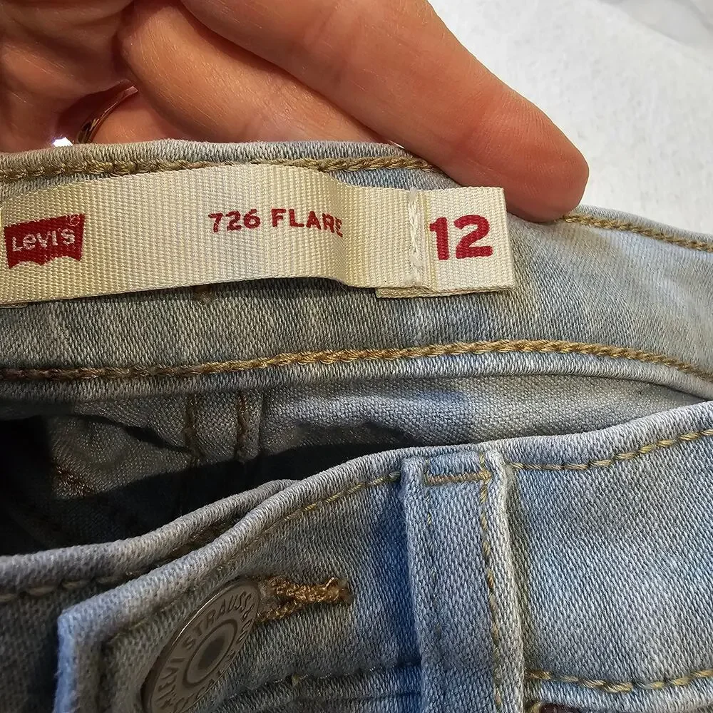 Levi's Kids Size 12 Adjustable Waist Flare Jeans Y2K Retro Boho Western School